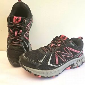 New Balance Women ~ Size 8